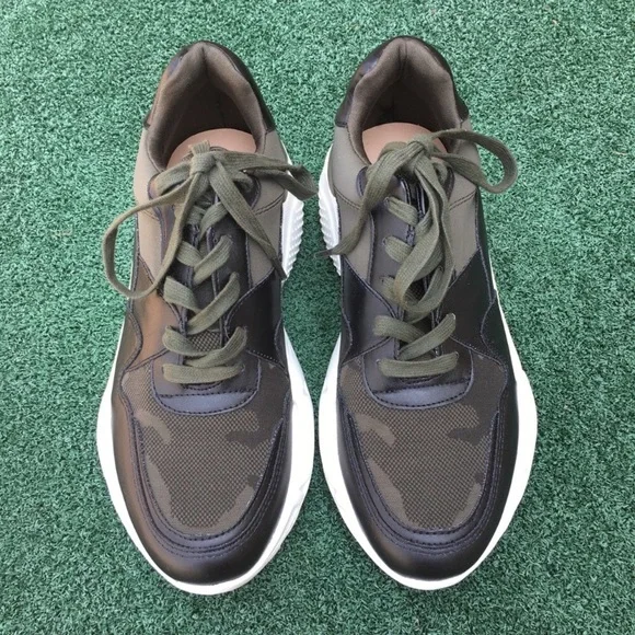 NWT Steve Madden Reverse Leather Camo Sneaker 8.5 - Picture 3 of 13